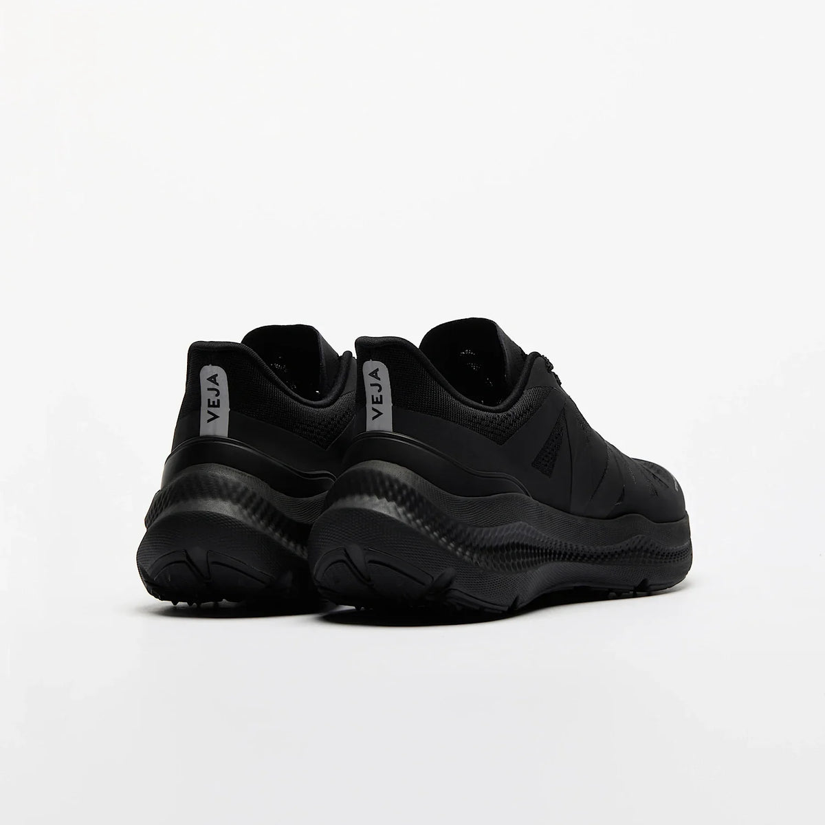 Veja Men's Condor 3 Advanced Engineered-Mesh in Full-Black